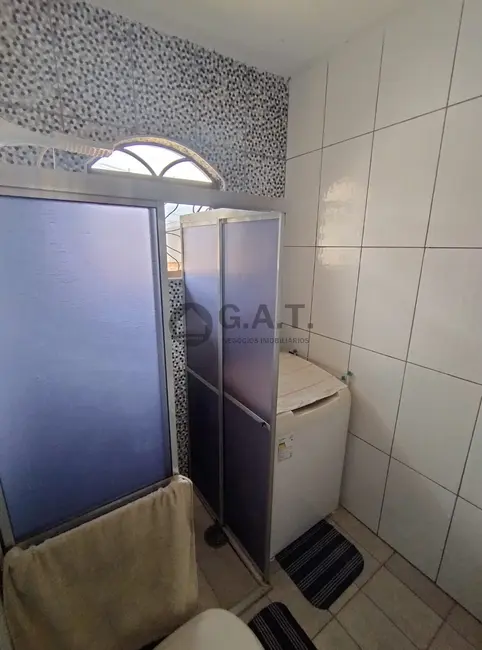 Casa com 3 quartos à venda, 190m2 em Vila Hortência, Sorocaba - SP - imagem 5 Foto 5 de Casa com 3 quartos à venda, 190m2 em Vila Hortência, Sorocaba - SP