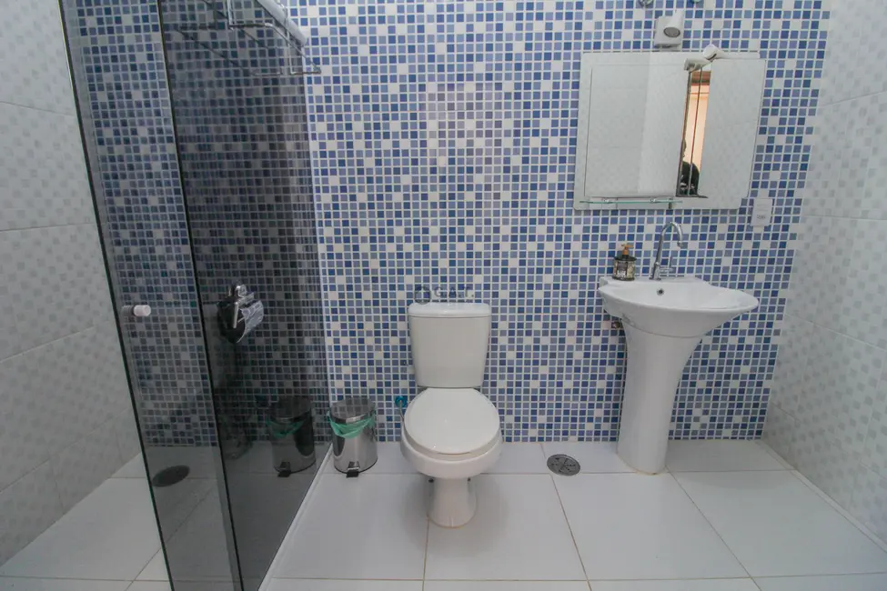 Foto 9 de Casa de Condomínio com 3 quartos à venda, 270m2 em Aracoiaba Da Serra - SP