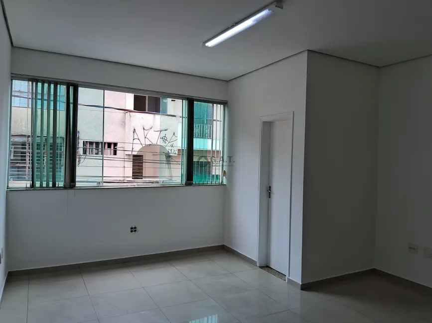 Sala Comercial para alugar, 35m2 em Centro, Sorocaba - SP - imagem 6 Foto 6 de Sala Comercial para alugar, 35m2 em Centro, Sorocaba - SP