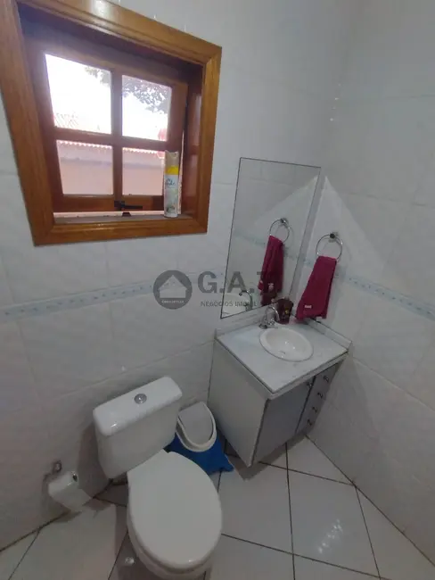 Casa com 4 quartos à venda, 238m2 em Vila Hortência, Sorocaba - SP - imagem 5 Foto 5 de Casa com 4 quartos à venda, 238m2 em Vila Hortência, Sorocaba - SP
