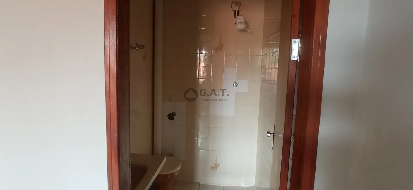 Apartamento com 2 quartos para alugar, 125m2 em Centro, Sorocaba - SP - imagem 8 Foto 8 de Apartamento com 2 quartos para alugar, 125m2 em Centro, Sorocaba - SP