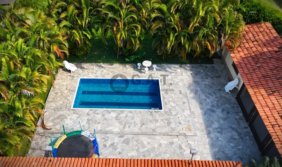 Chácara com 4 quartos à venda, 331m2 em Aparecidinha, Sorocaba - SP - imagem 7 Foto 7 de Chácara com 4 quartos à venda, 331m2 em Aparecidinha, Sorocaba - SP