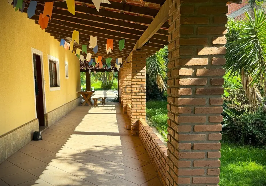 Chácara com 4 quartos à venda, 331m2 em Aparecidinha, Sorocaba - SP - imagem 3 Foto 3 de Chácara com 4 quartos à venda, 331m2 em Aparecidinha, Sorocaba - SP