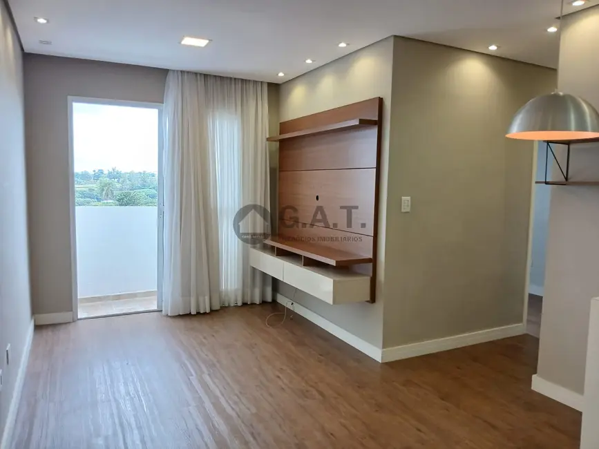 Foto 2 de Apartamento com 2 quartos para alugar, 53m2 em Jardim São Carlos, Sorocaba - SP