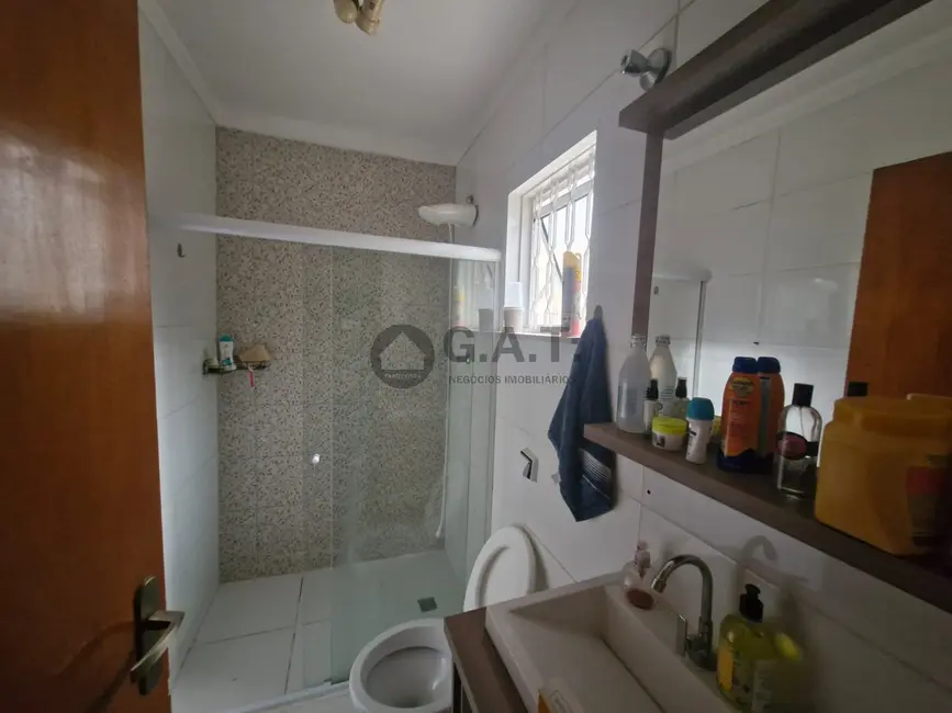 Casa com 2 quartos à venda, 80m2 em Jardim Aeroporto, Sorocaba - SP - imagem 7 Foto 7 de Casa com 2 quartos à venda, 80m2 em Jardim Aeroporto, Sorocaba - SP