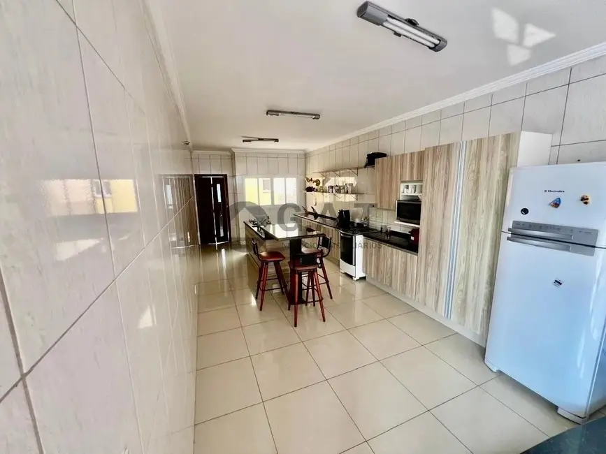 Casa de Condomínio com 3 quartos à venda, 195m2 em Jardim do Paço, Sorocaba - SP - imagem 5 Foto 5 de Casa de Condomínio com 3 quartos à venda, 195m2 em Jardim do Paço, Sorocaba - SP