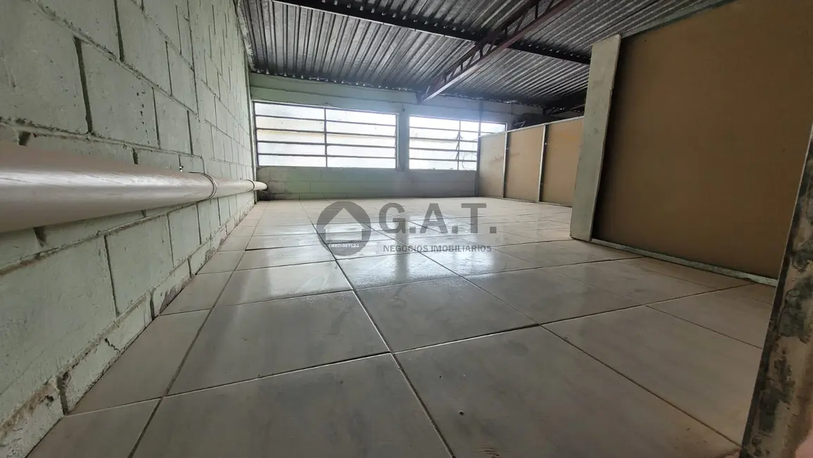 Foto 2 de Armazém / Galpão à venda e para alugar, 310m2 em Vila Nova Sorocaba, Sorocaba - SP