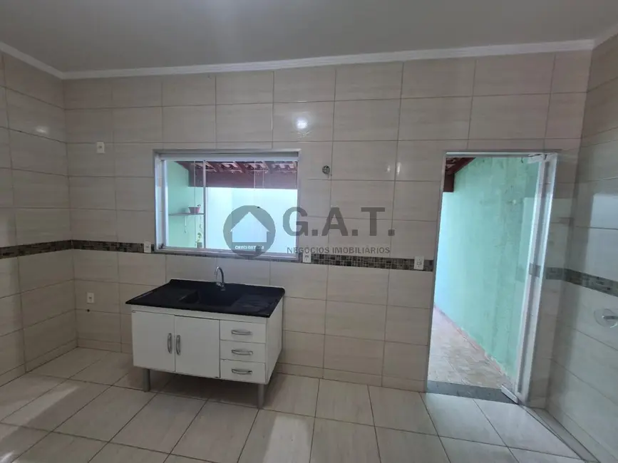 Foto 4 de Casa com 2 quartos para alugar, 115m2 em Sorocaba - SP