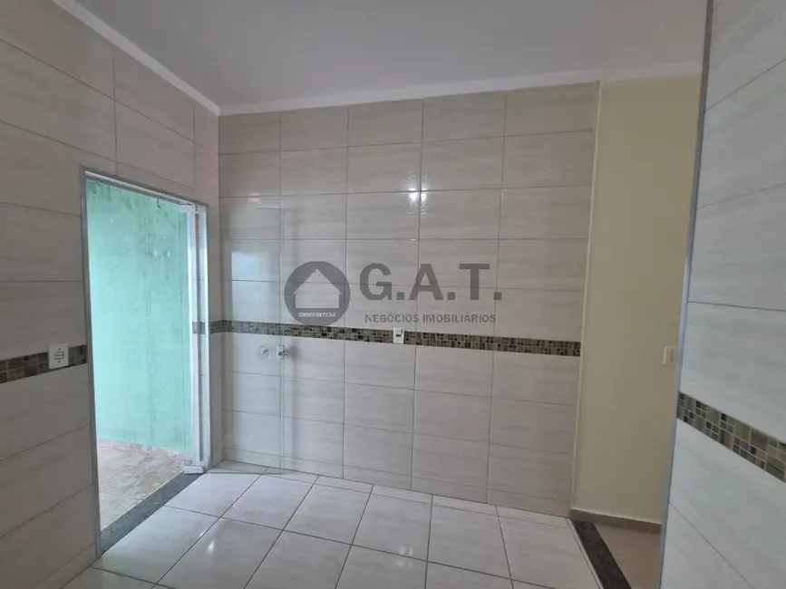 Foto 5 de Casa com 2 quartos para alugar, 115m2 em Sorocaba - SP
