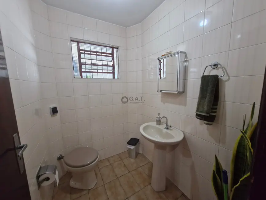 Casa com 3 quartos à venda, 200m2 em Vila São Caetano, Sorocaba - SP - imagem 6 Foto 6 de Casa com 3 quartos à venda, 200m2 em Vila São Caetano, Sorocaba - SP