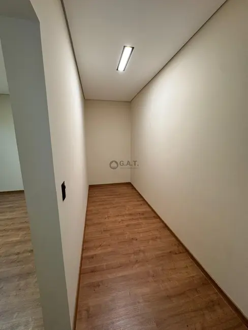 Casa de Condomínio com 3 quartos à venda, 130m2 em Wanel Ville, Sorocaba - SP - imagem 7 Foto 7 de Casa de Condomínio com 3 quartos à venda, 130m2 em Wanel Ville, Sorocaba - SP