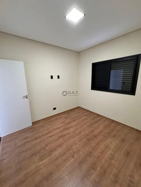 Casa de Condomínio com 3 quartos à venda, 130m2 em Wanel Ville, Sorocaba - SP - imagem 6 Foto 6 de Casa de Condomínio com 3 quartos à venda, 130m2 em Wanel Ville, Sorocaba - SP