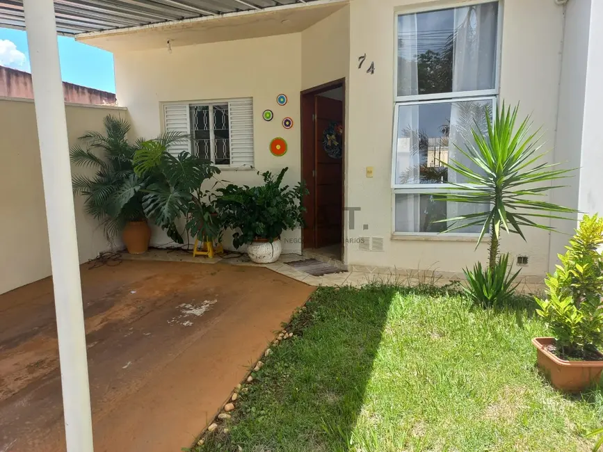 Foto 2 de Casa de Condomínio com 2 quartos à venda, 75m2 em Parque São Bento, Sorocaba - SP