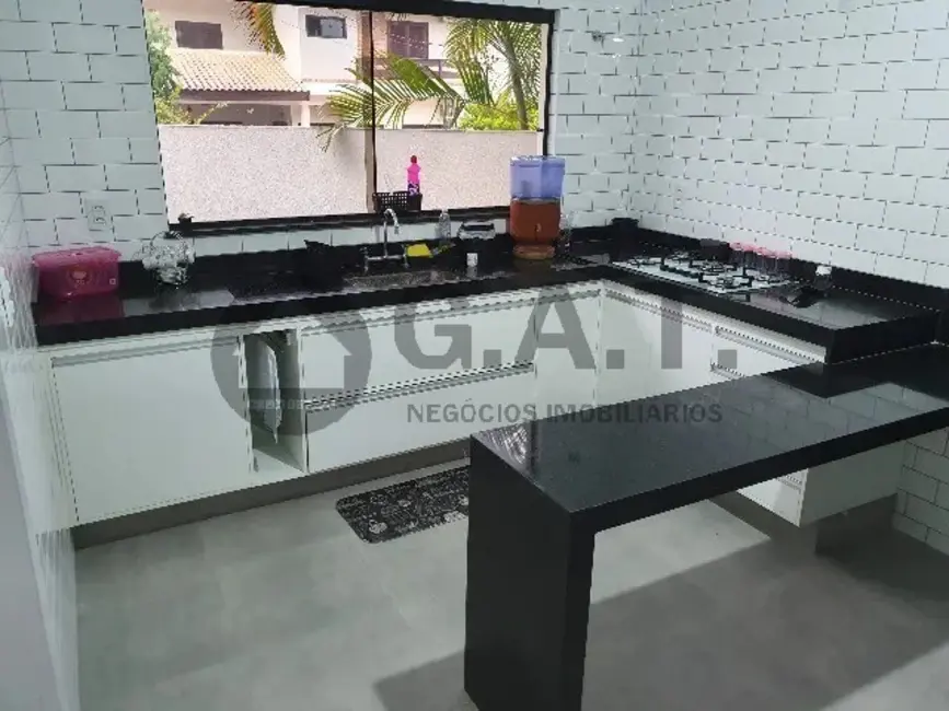 Foto 3 de Casa de Condomínio com 3 quartos à venda, 200m2 em Iporanga, Sorocaba - SP