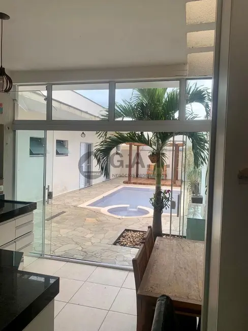 Casa de Condomínio com 3 quartos à venda, 140m2 em Sorocaba - SP - imagem 6 Foto 6 de Casa de Condomínio com 3 quartos à venda, 140m2 em Sorocaba - SP