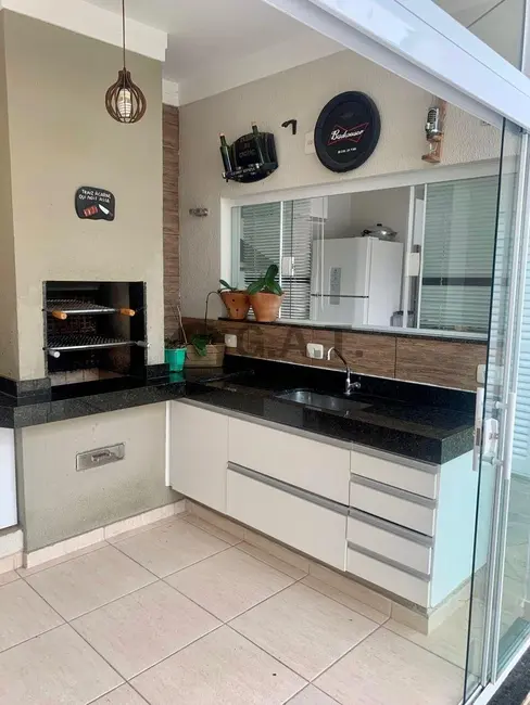 Casa de Condomínio com 3 quartos à venda, 140m2 em Sorocaba - SP - imagem 9 Foto 9 de Casa de Condomínio com 3 quartos à venda, 140m2 em Sorocaba - SP