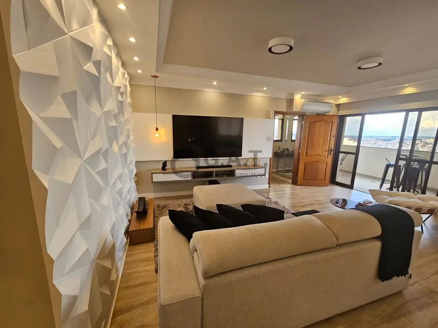 Foto 1 de Apartamento com 3 quartos à venda, 217m2 em Centro, Sorocaba - SP