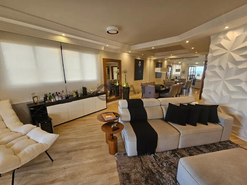 Apartamento com 3 quartos à venda, 217m2 em Centro, Sorocaba - SP - imagem 5 Foto 5 de Apartamento com 3 quartos à venda, 217m2 em Centro, Sorocaba - SP