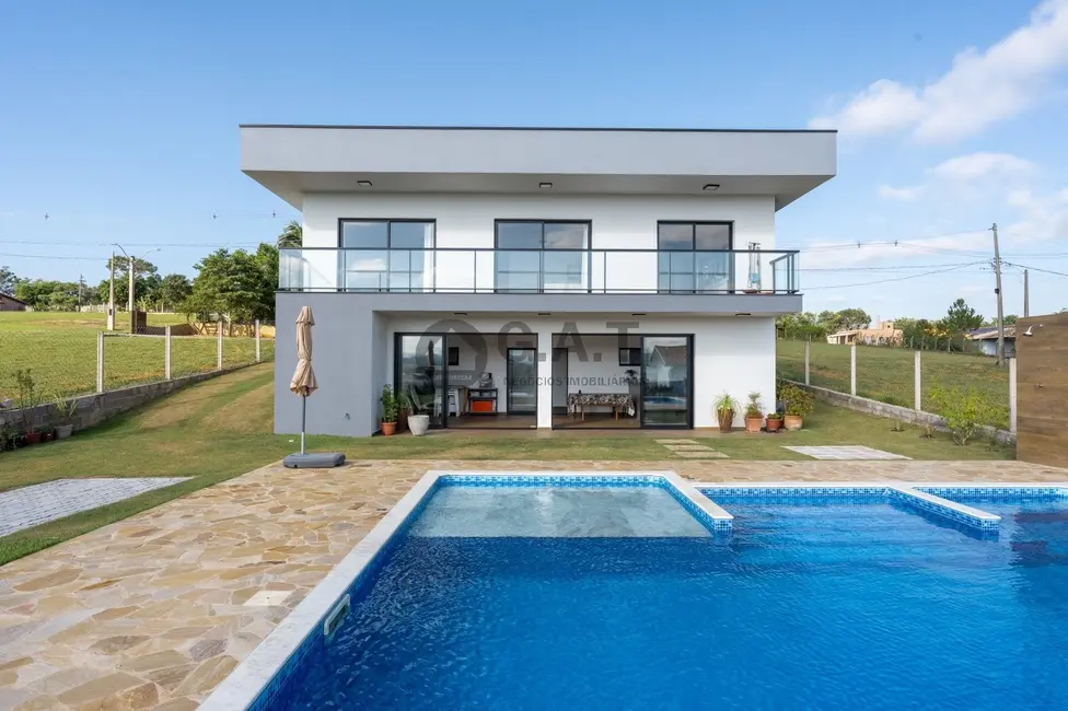 Casa de Condomínio com 4 quartos à venda, 300m2 em Alambari - SP - imagem 5 Foto 5 de Casa de Condomínio com 4 quartos à venda, 300m2 em Alambari - SP