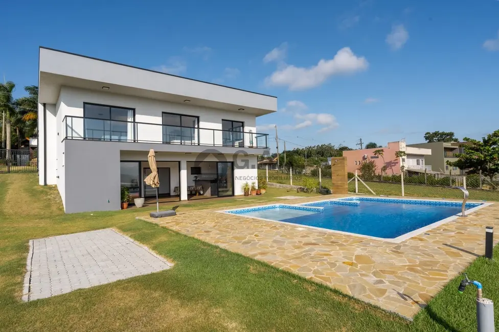 Casa de Condomínio com 4 quartos à venda, 300m2 em Alambari - SP - imagem 6 Foto 6 de Casa de Condomínio com 4 quartos à venda, 300m2 em Alambari - SP