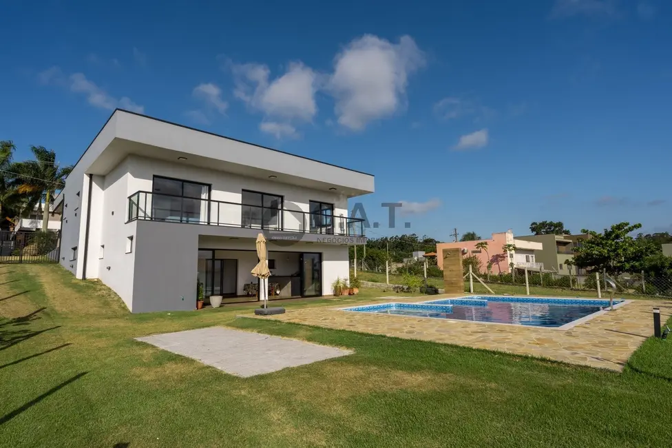 Foto 1 de Casa de Condomínio com 4 quartos à venda, 300m2 em Alambari - SP