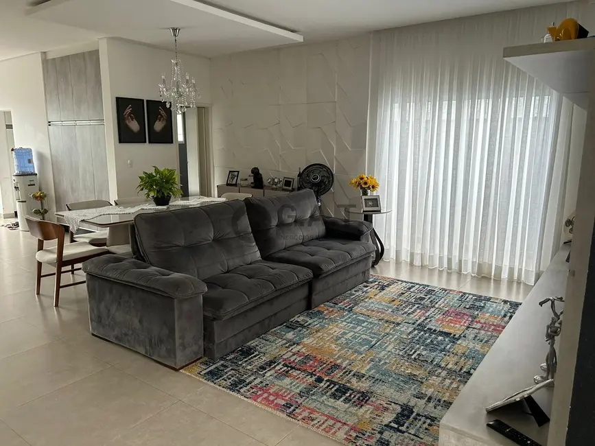 Casa de Condomínio com 3 quartos à venda, 200m2 em Jardim Novo Horizonte, Sorocaba - SP - imagem 7 Foto 7 de Casa de Condomínio com 3 quartos à venda, 200m2 em Jardim Novo Horizonte, Sorocaba - SP