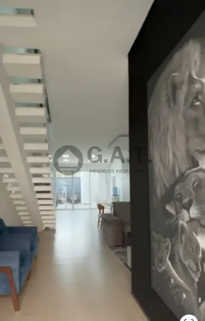 Casa de Condomínio com 3 quartos à venda, 200m2 em Jardim Novo Horizonte, Sorocaba - SP - imagem 3 Foto 3 de Casa de Condomínio com 3 quartos à venda, 200m2 em Jardim Novo Horizonte, Sorocaba - SP