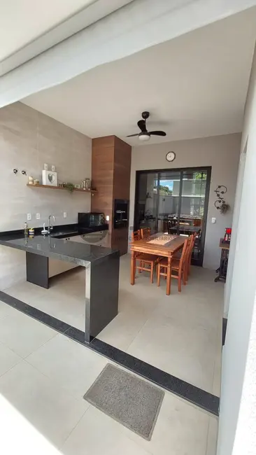 Casa de Condomínio com 3 quartos à venda, 146m2 em Cajuru do Sul, Sorocaba - SP - imagem 6 Foto 6 de Casa de Condomínio com 3 quartos à venda, 146m2 em Cajuru do Sul, Sorocaba - SP