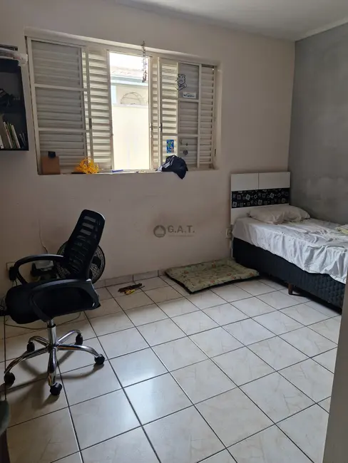Casa com 3 quartos à venda, 150m2 em Vila Barcelona, Sorocaba - SP - imagem 4 Foto 4 de Casa com 3 quartos à venda, 150m2 em Vila Barcelona, Sorocaba - SP