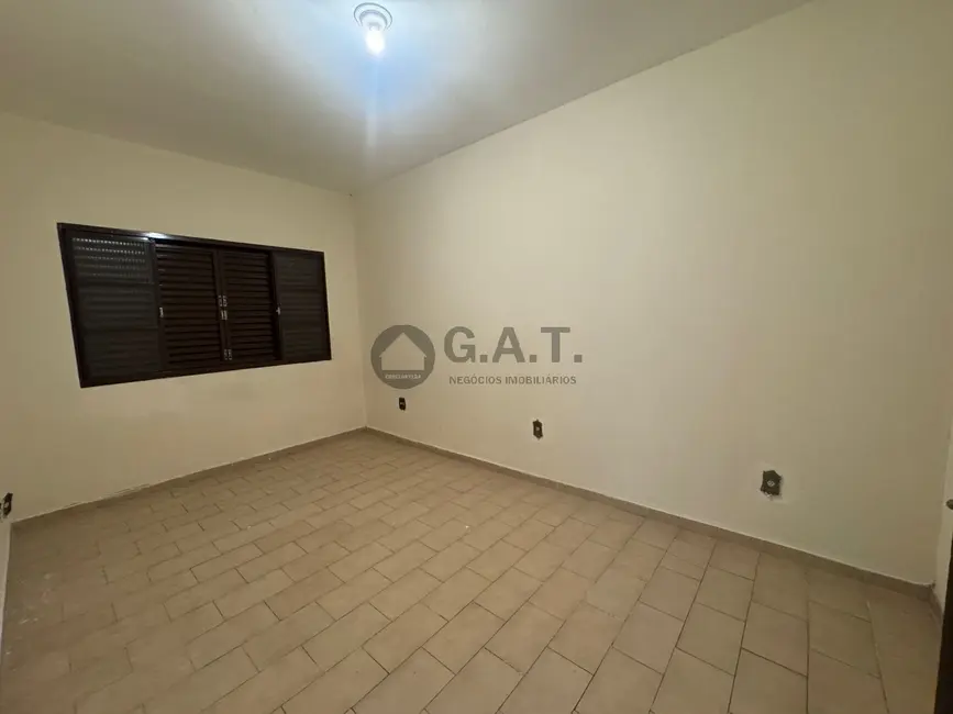 Casa com 3 quartos à venda, 298m2 em Vila Trujillo, Sorocaba - SP - imagem 5 Foto 5 de Casa com 3 quartos à venda, 298m2 em Vila Trujillo, Sorocaba - SP