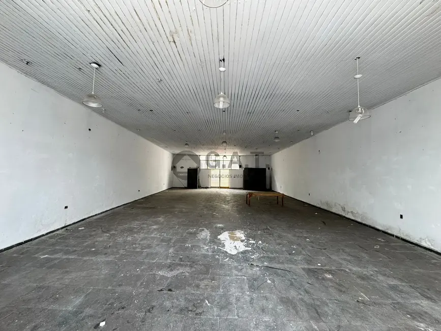 Sala Comercial para alugar, 300m2 em Centro, Votorantim - SP - imagem 2 Foto 2 de Sala Comercial para alugar, 300m2 em Centro, Votorantim - SP