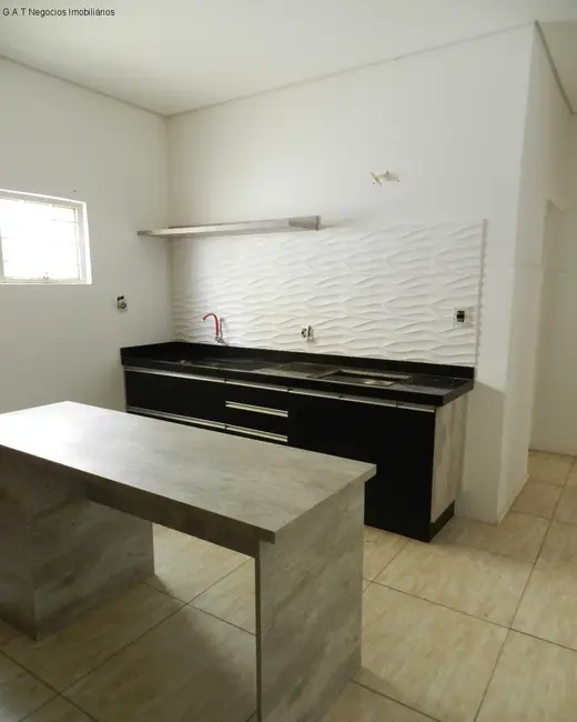 Sala Comercial à venda, 210m2 em Jardim Vergueiro, Sorocaba - SP - imagem 4 Foto 4 de Sala Comercial à venda, 210m2 em Jardim Vergueiro, Sorocaba - SP
