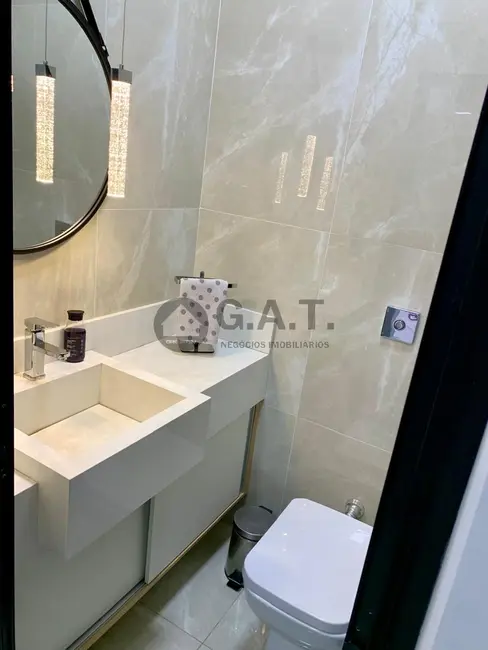 Casa de Condomínio com 3 quartos à venda, 200m2 em Horto Florestal, Sorocaba - SP - imagem 5 Foto 5 de Casa de Condomínio com 3 quartos à venda, 200m2 em Horto Florestal, Sorocaba - SP
