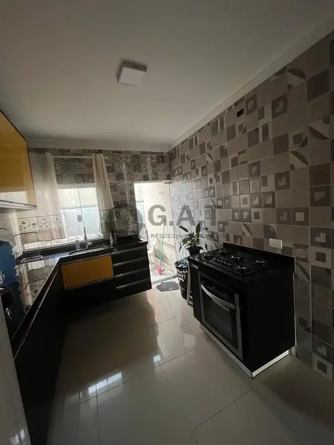 Foto 2 de Casa de Condomínio com 2 quartos à venda, 70m2 em Jardim Residencial Villa Amato, Sorocaba - SP