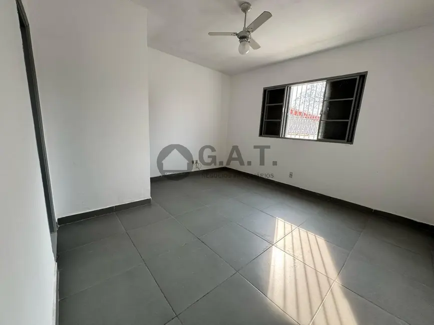 Casa com 3 quartos para alugar, 275m2 em Jardim Santa Rosália, Sorocaba - SP - imagem 2 Foto 2 de Casa com 3 quartos para alugar, 275m2 em Jardim Santa Rosália, Sorocaba - SP