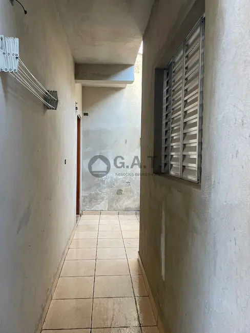 Casa com 4 quartos à venda, 135m2 em Jardim São Guilherme, Sorocaba - SP - imagem 4 Foto 4 de Casa com 4 quartos à venda, 135m2 em Jardim São Guilherme, Sorocaba - SP