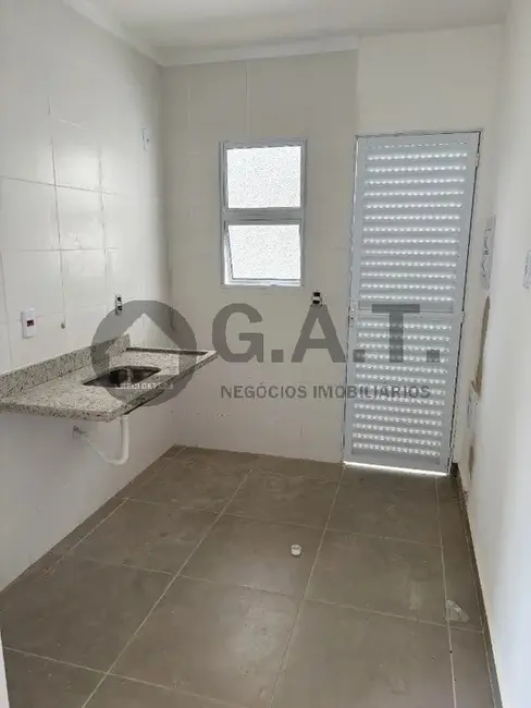 Foto 3 de Casa de Condomínio com 2 quartos à venda, 55m2 em Aparecidinha, Sorocaba - SP