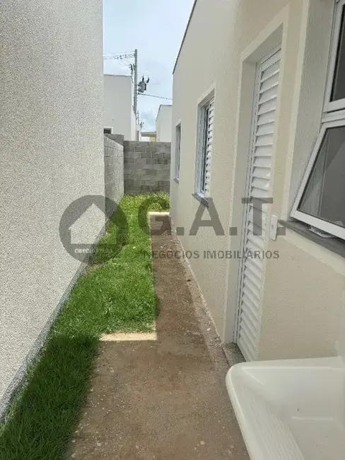 Foto 8 de Casa de Condomínio com 2 quartos à venda, 55m2 em Aparecidinha, Sorocaba - SP