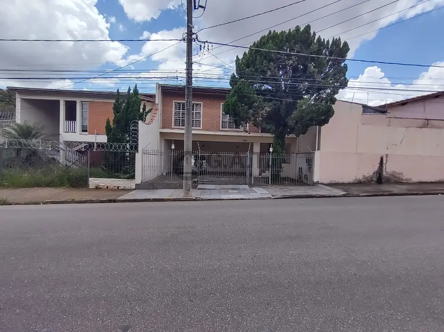 Foto 4 de Casa com 3 quartos à venda, 238m2 em Vila Trujillo, Sorocaba - SP