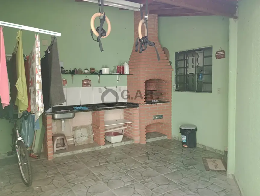 Casa com 4 quartos à venda, 179m2 em Vila Haro, Sorocaba - SP - imagem 4 Foto 4 de Casa com 4 quartos à venda, 179m2 em Vila Haro, Sorocaba - SP