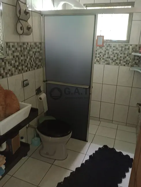 Casa com 4 quartos à venda, 179m2 em Vila Haro, Sorocaba - SP - imagem 6 Foto 6 de Casa com 4 quartos à venda, 179m2 em Vila Haro, Sorocaba - SP