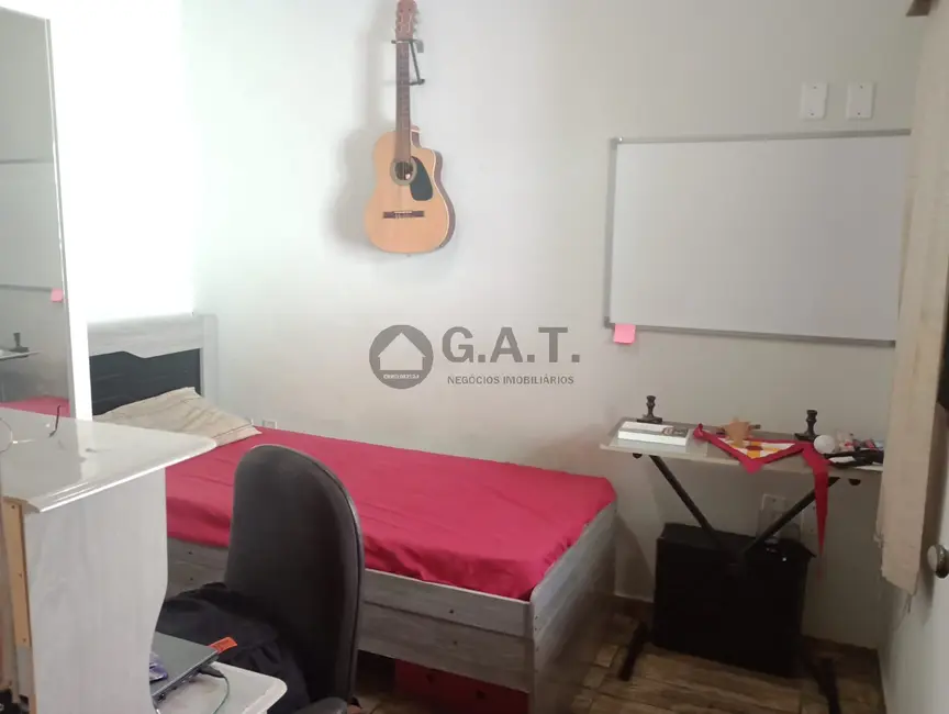 Casa com 4 quartos à venda, 179m2 em Vila Haro, Sorocaba - SP - imagem 5 Foto 5 de Casa com 4 quartos à venda, 179m2 em Vila Haro, Sorocaba - SP