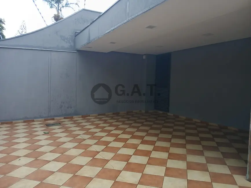 Casa com 4 quartos à venda, 220m2 em Jardim São Carlos, Sorocaba - SP - imagem 4 Foto 4 de Casa com 4 quartos à venda, 220m2 em Jardim São Carlos, Sorocaba - SP