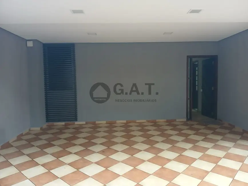 Casa com 4 quartos à venda, 220m2 em Jardim São Carlos, Sorocaba - SP - imagem 5 Foto 5 de Casa com 4 quartos à venda, 220m2 em Jardim São Carlos, Sorocaba - SP