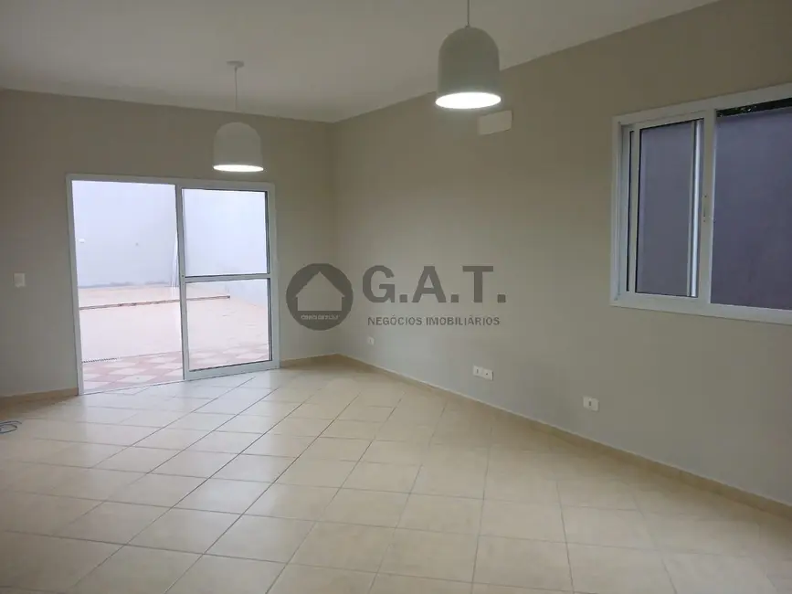 Casa com 4 quartos à venda, 220m2 em Jardim São Carlos, Sorocaba - SP - imagem 7 Foto 7 de Casa com 4 quartos à venda, 220m2 em Jardim São Carlos, Sorocaba - SP