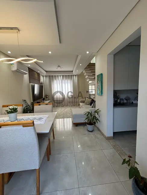 Casa de Condomínio com 3 quartos à venda, 147m2 em Além Ponte, Sorocaba - SP - imagem 7 Foto 7 de Casa de Condomínio com 3 quartos à venda, 147m2 em Além Ponte, Sorocaba - SP