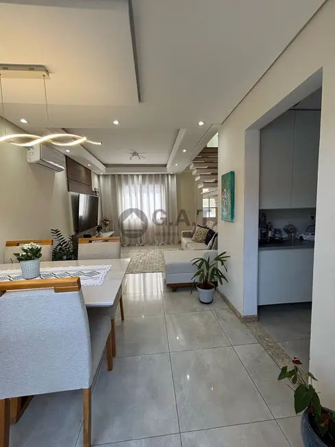 Casa de Condomínio com 3 quartos à venda, 147m2 em Além Ponte, Sorocaba - SP - imagem 8 Foto 8 de Casa de Condomínio com 3 quartos à venda, 147m2 em Além Ponte, Sorocaba - SP