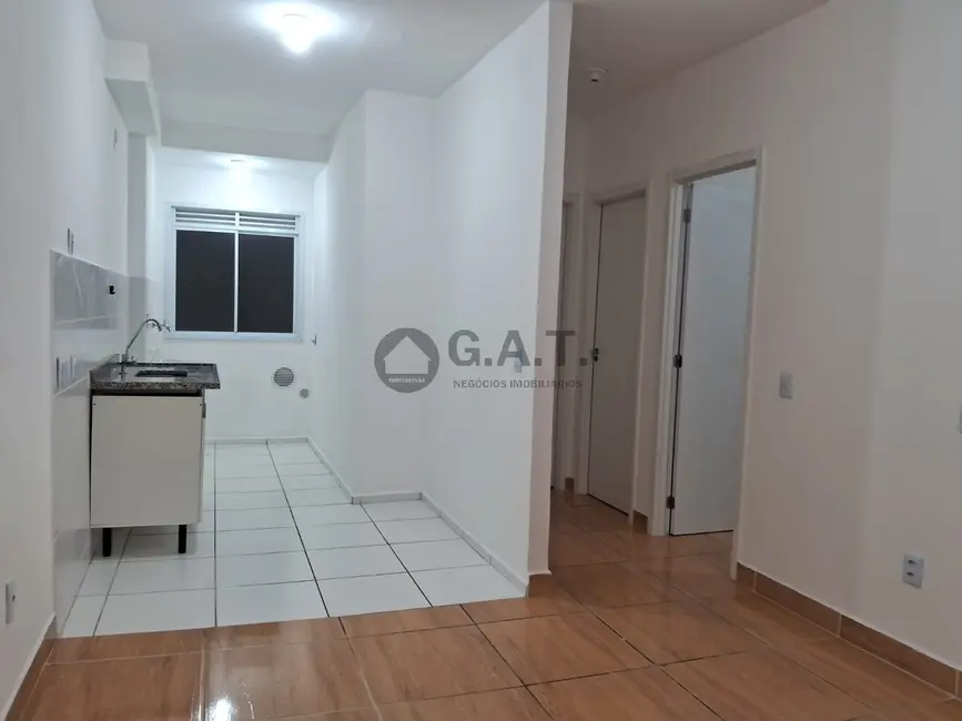 Foto 7 de Apartamento com 2 quartos para alugar, 45m2 em Aparecidinha, Sorocaba - SP