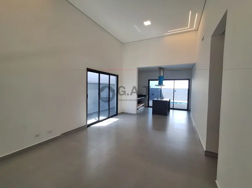 Casa de Condomínio com 3 quartos à venda, 200m2 em Aparecidinha, Sorocaba - SP - imagem 6 Foto 6 de Casa de Condomínio com 3 quartos à venda, 200m2 em Aparecidinha, Sorocaba - SP