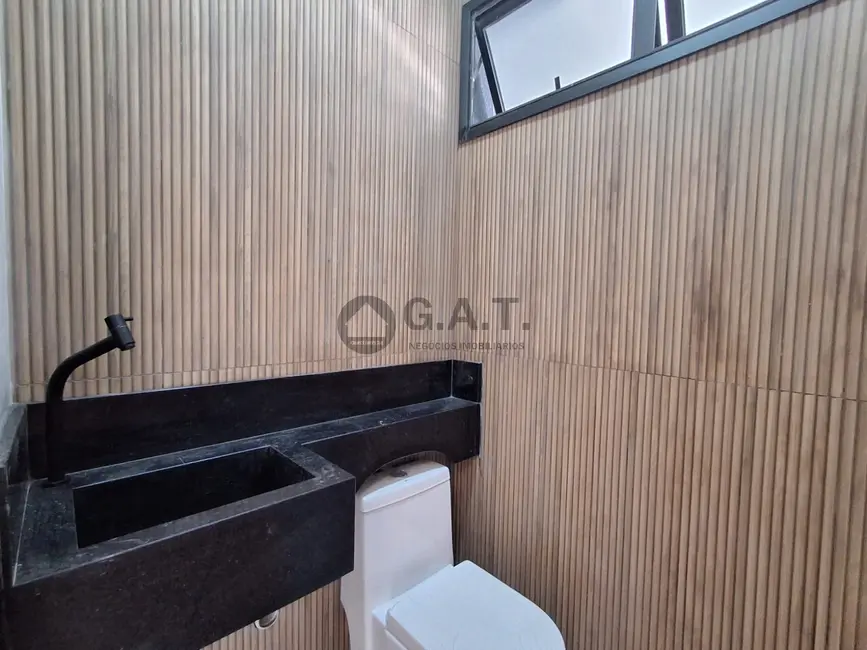 Casa de Condomínio com 3 quartos à venda, 200m2 em Aparecidinha, Sorocaba - SP - imagem 9 Foto 9 de Casa de Condomínio com 3 quartos à venda, 200m2 em Aparecidinha, Sorocaba - SP